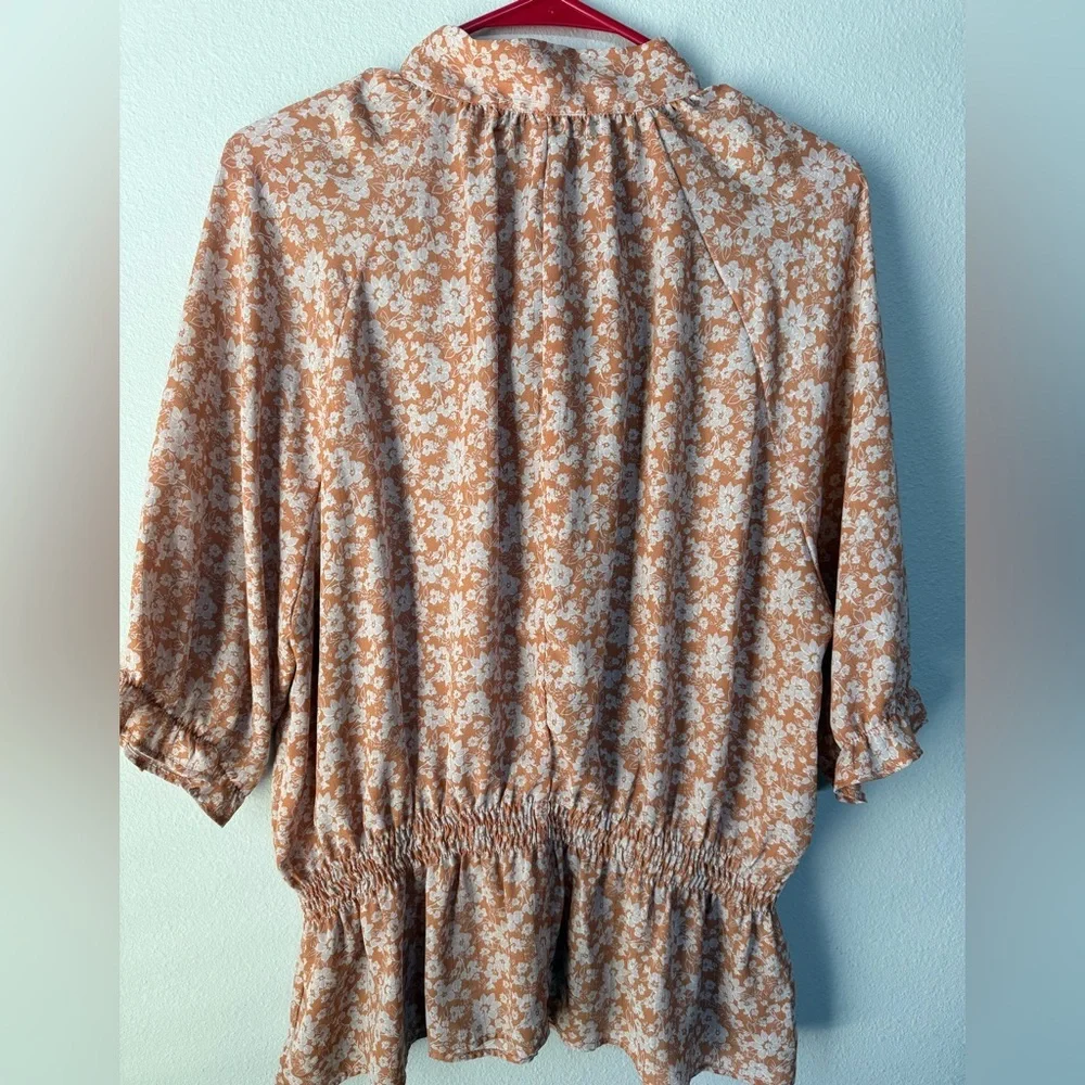 Alice Blue Floral Blouse - Tan and White - Picture 3 of 3